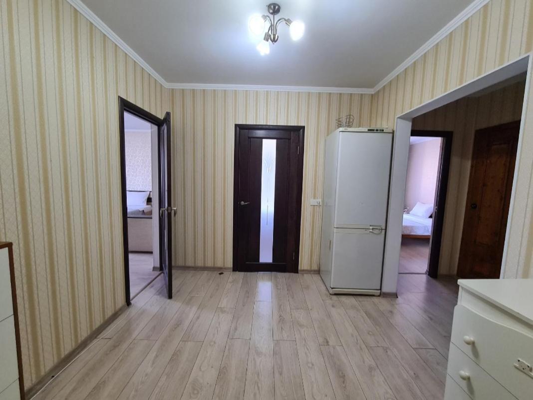 Decebal 2 Apartamento Chisinau Exterior foto